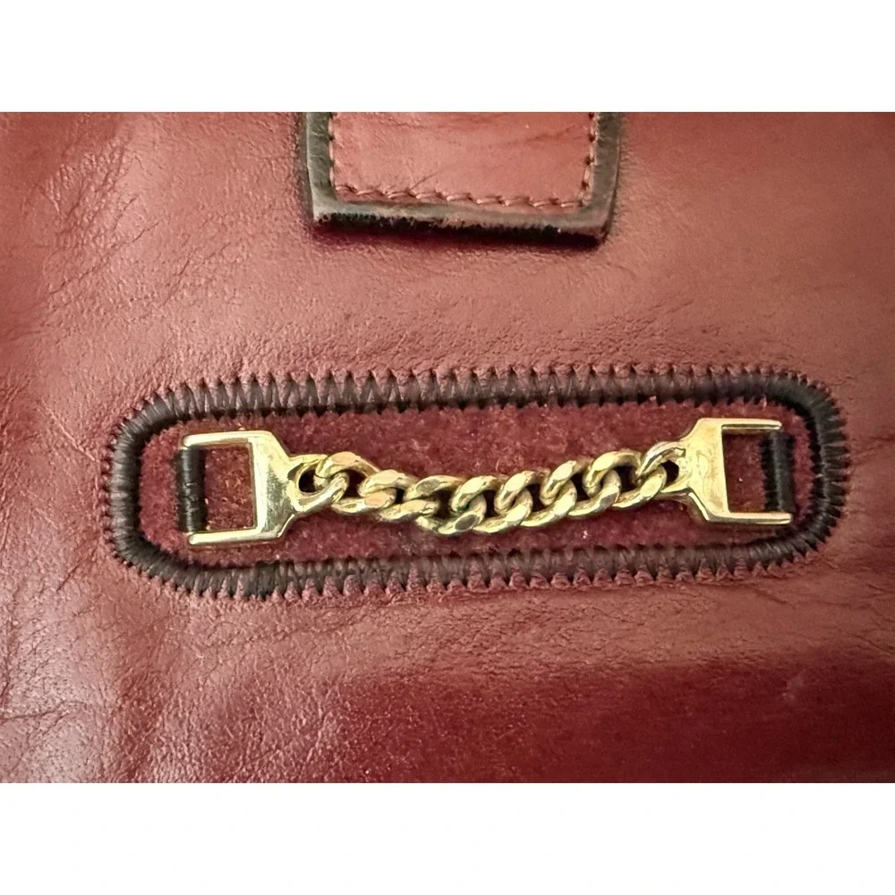 Vintage Princess Gardner‎ Burgundy Red Leather Bifold Wallet with Gold Chain GUC